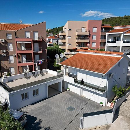 Apartmani- Lastro Trogir Eksteriør billede