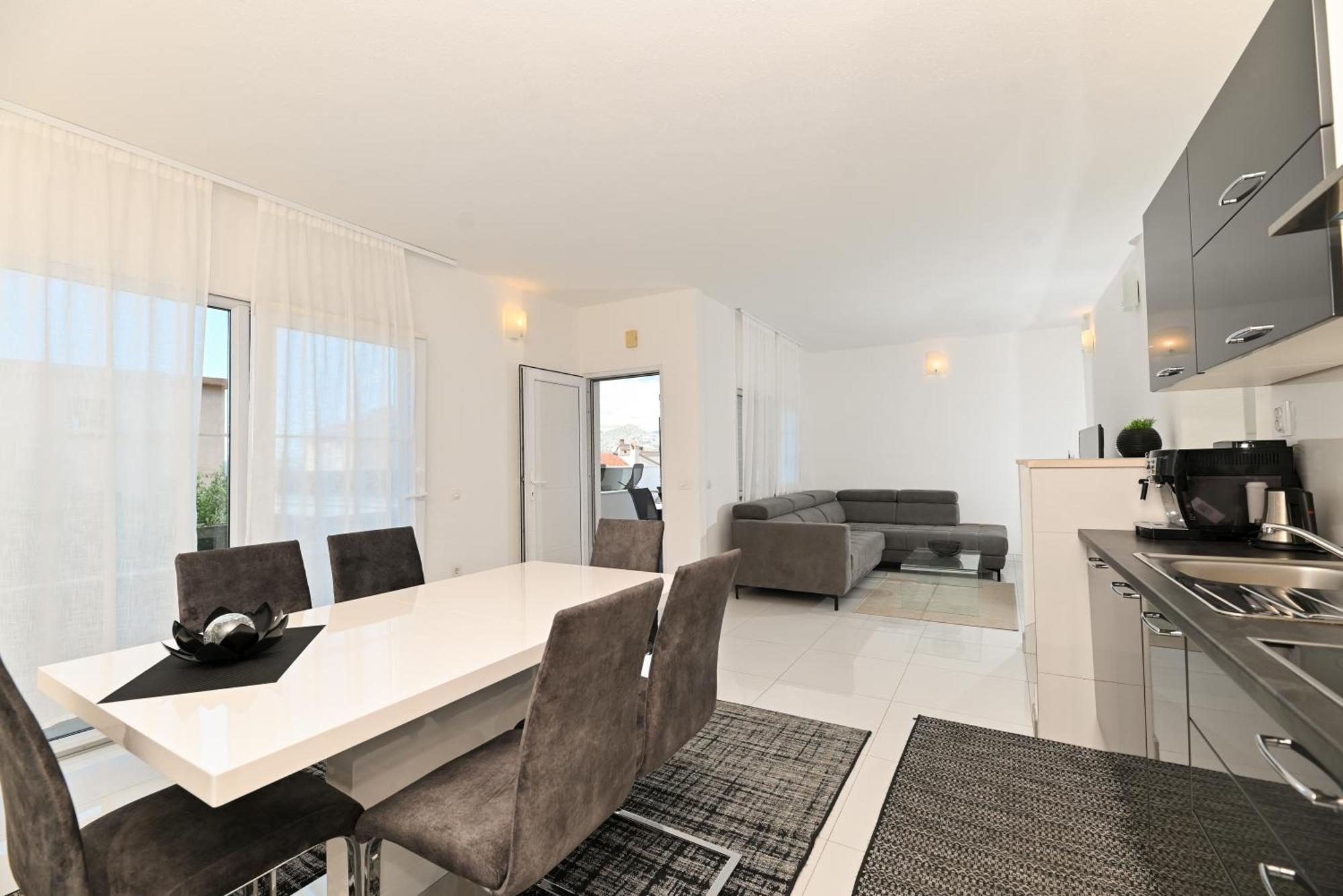 Apartmani- Lastro Trogir Eksteriør billede