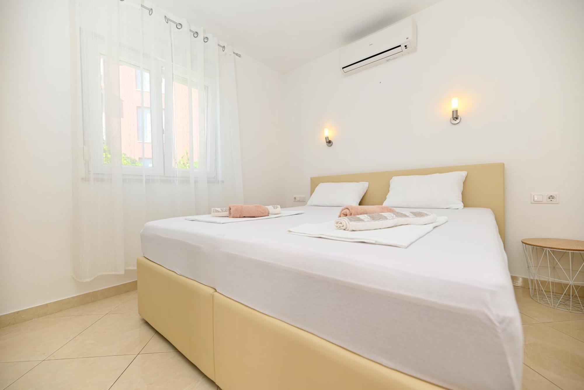 Apartmani- Lastro Trogir Eksteriør billede