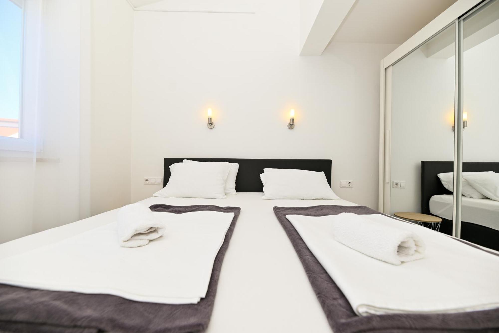 Apartmani- Lastro Trogir Eksteriør billede